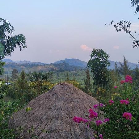 Lake Lyantonde eco composite original Fort Portal Exterior foto