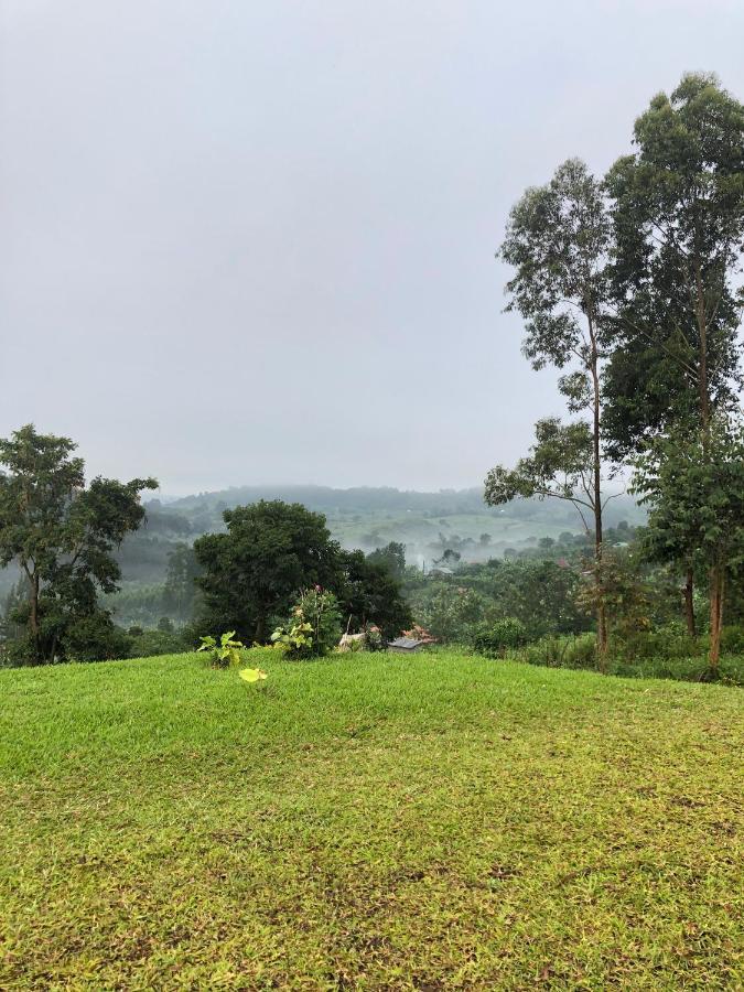 Lake Lyantonde eco composite original Fort Portal Exterior foto